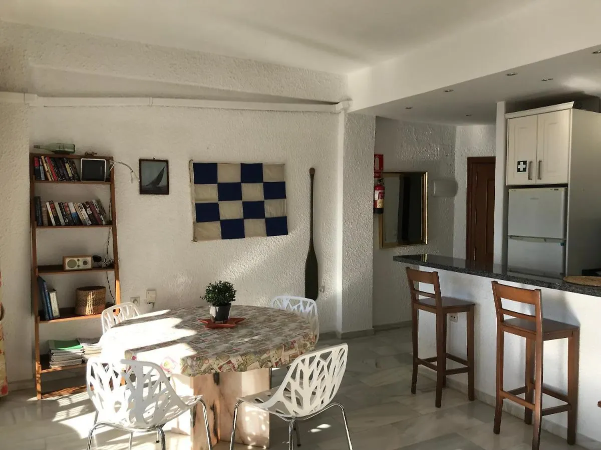 Skol Apartments Marbellac